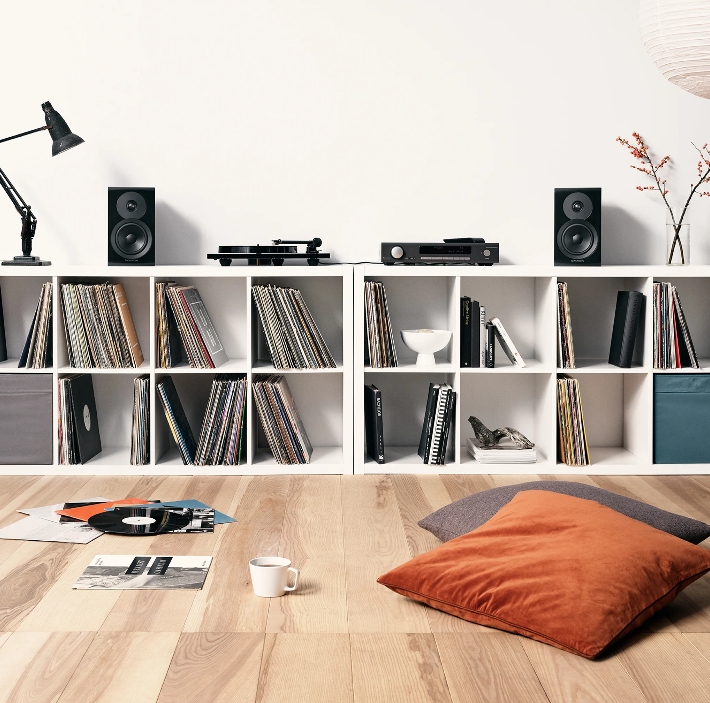 Dynaudio Emit 10